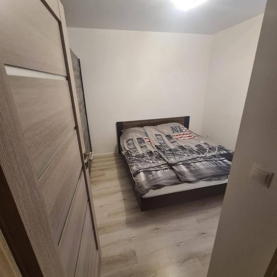 Verebes Apartman 기오르 외부 사진